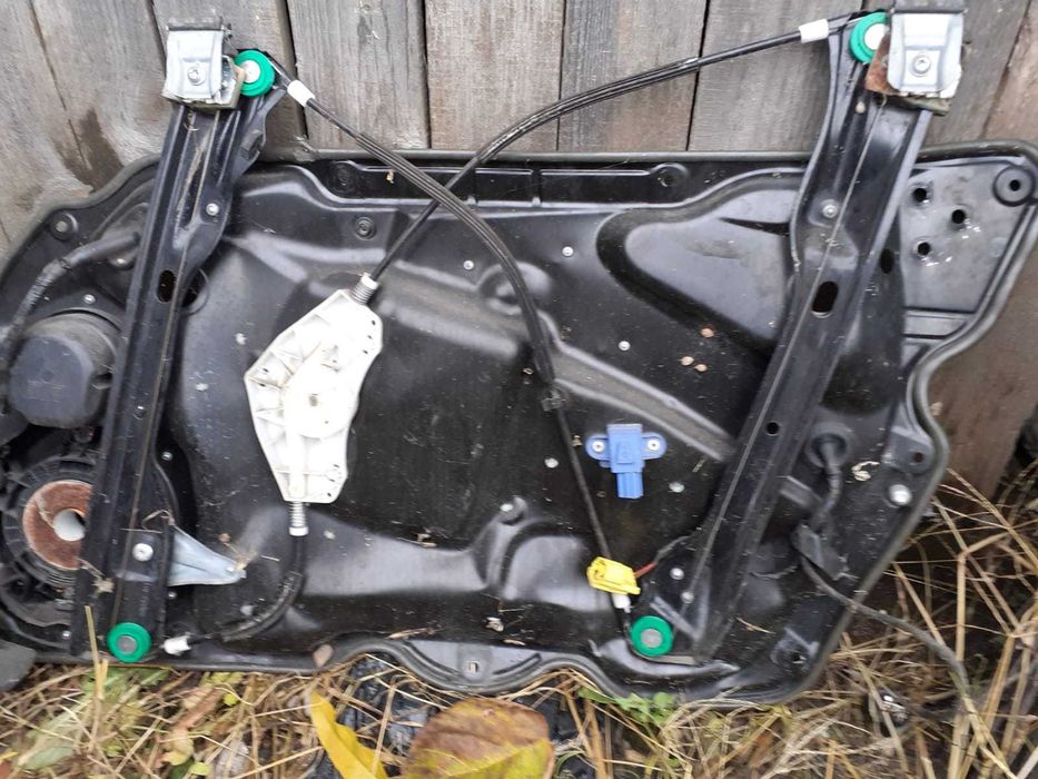 Vand piese Passat B6