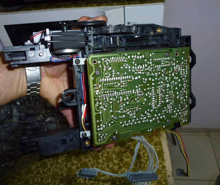 Свири като цигулка :Модифицирам си-ди плейъри  CD palyers  TDA1540,41