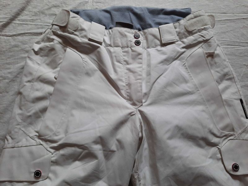 Pantaloni ski McKinley marime M 40 Exodus 5000mm , stare foarte buna