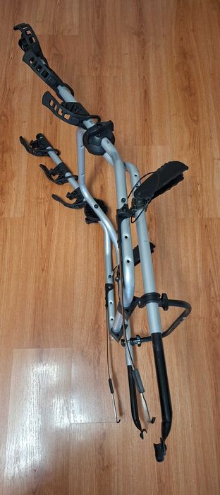 Thule багажник за кола за 3 броя велосипеди