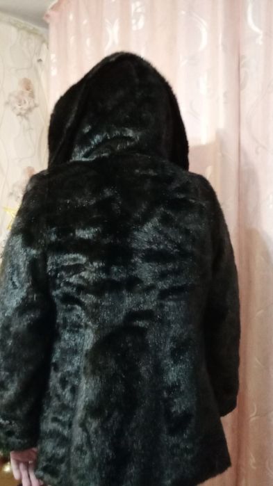 Продам шубу очень дёшево Б/У