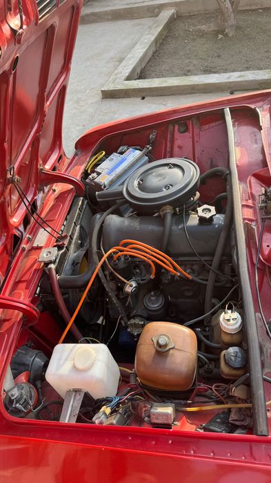 Продается ВАЗ 2103