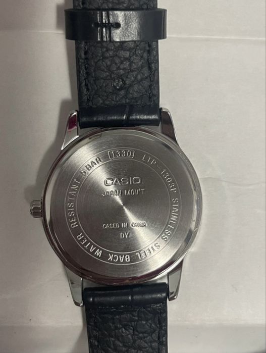 Ceas de mânã Casio, negru
