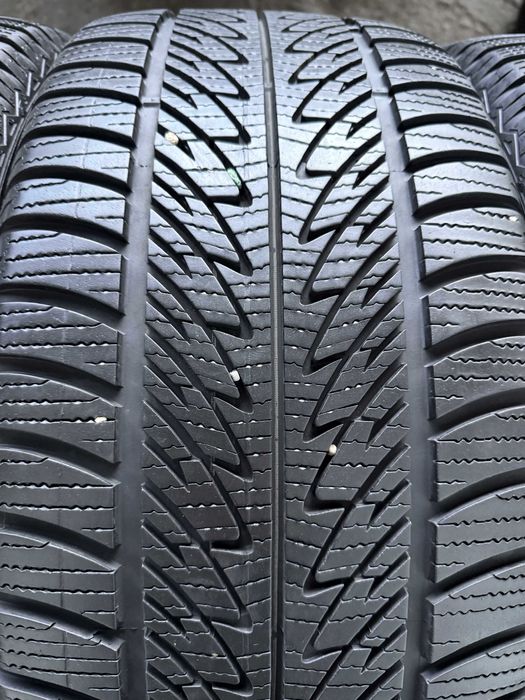 # 4x Anvelope Iarna 285/45 R20 - GoodYear Ultra Grip 8 Performance AO
