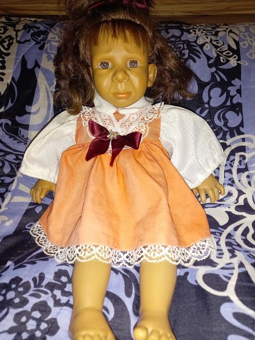 Красиви испански кукли и Барбита