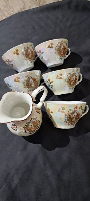 5 Чашки и 1молочница  от чайного сервиза Германия