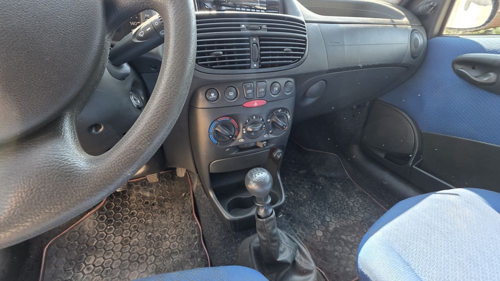 Fiat Punto 1.2 бензин – 2002 г.