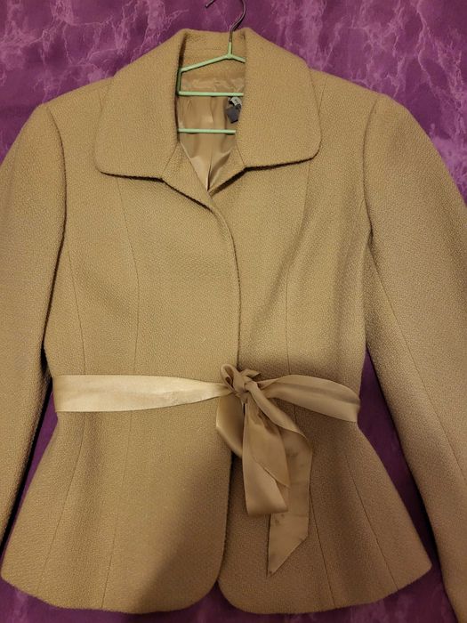 Елегантни дамски сака