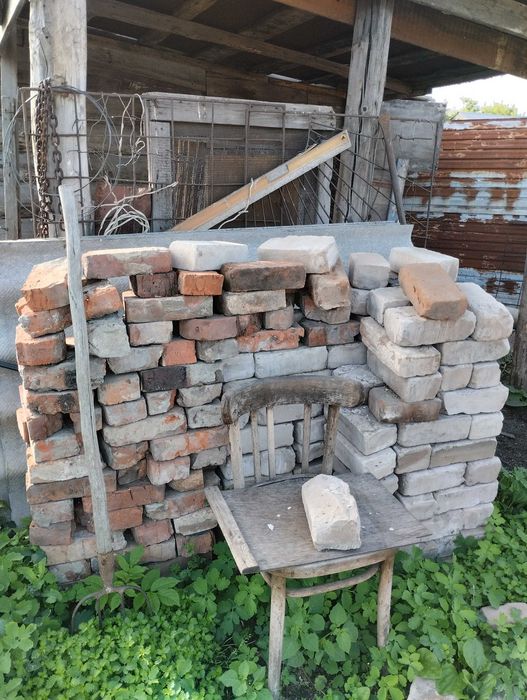 Продам кирпич б/у