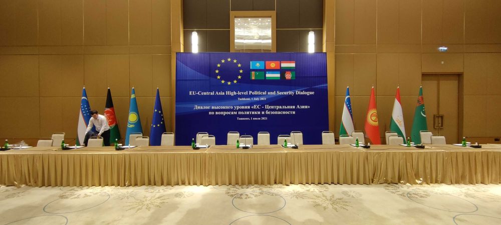 Полиграфия. Всё и сразу.