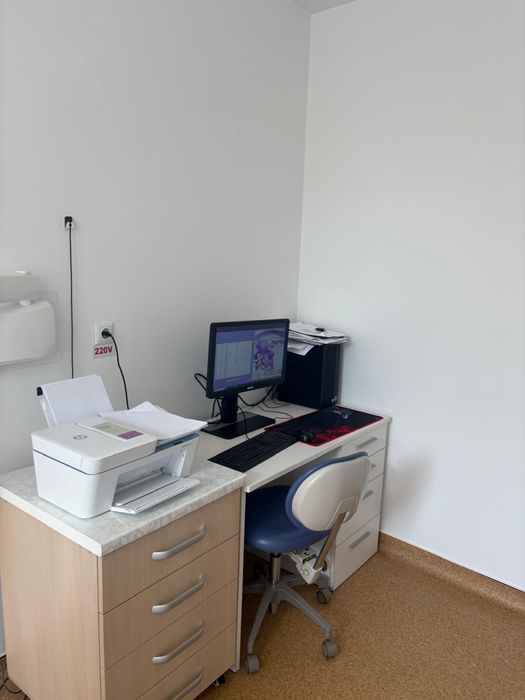 Afacere La Cheie!!! Cabinet stomatologic ultra dotat + Radiologie dentară + spațiu inclus + spațiu mansardă
