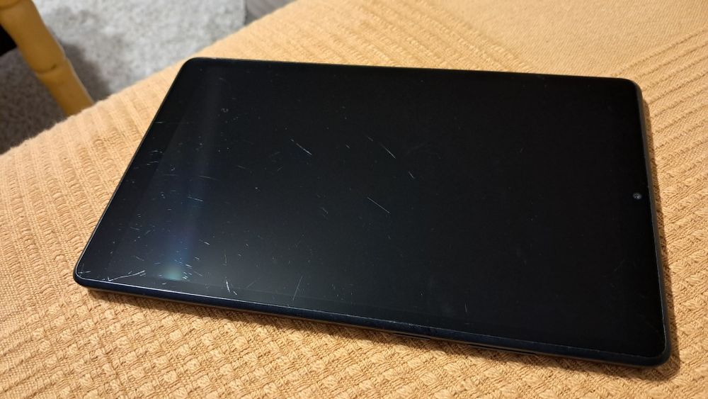 Tableta Lenovo Tab M8