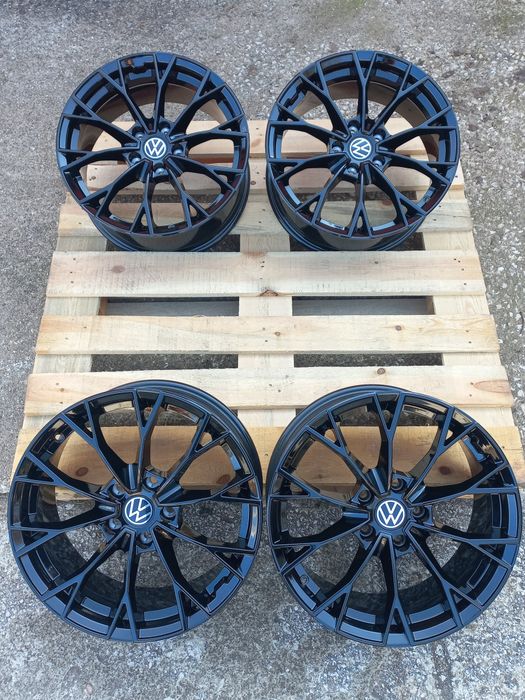 17"Vw Gtd GtiBlack Gloss 7.5j et40 Golf Passat Tiguan Touran Caddy Seat Škoda Чисто Нови