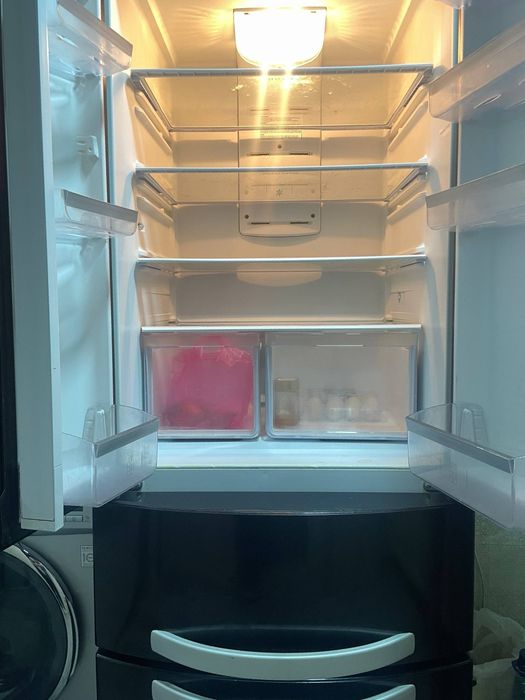 Холодильник Hotpoint Ariston