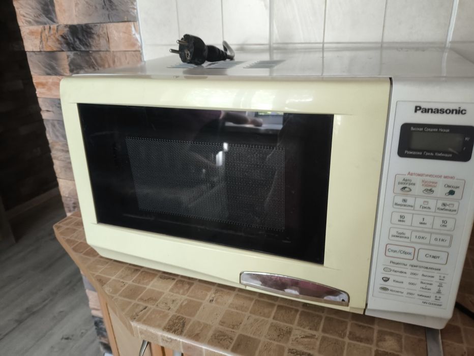 Продам микроволновую печь