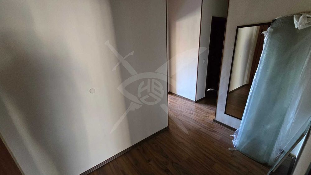 Продава се Тристаен апартамент в Пловдив, Кючук Париж - 100 кв.м за 1840 €/кв.м - Снимка #8