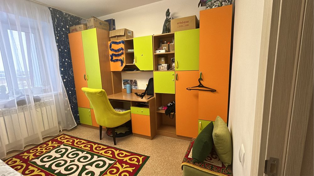 Продам детскую стенку