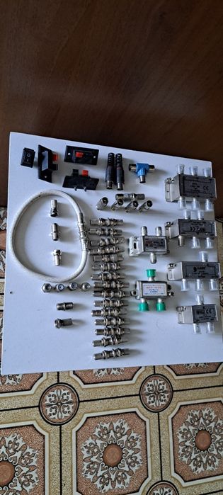 Спутниковых кабельных тв.