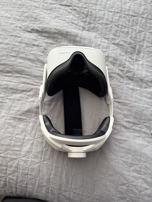 Ochelari VR Meta quest 2 URGENT