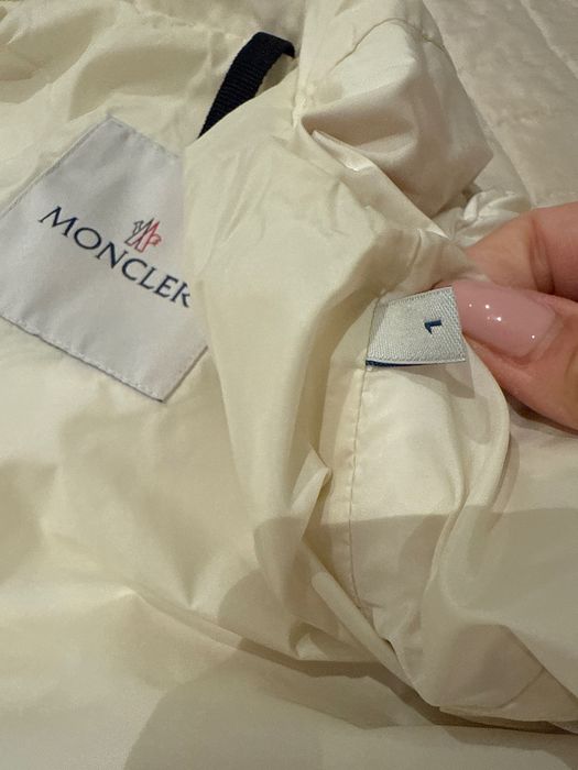 Дамско яке MONCLER