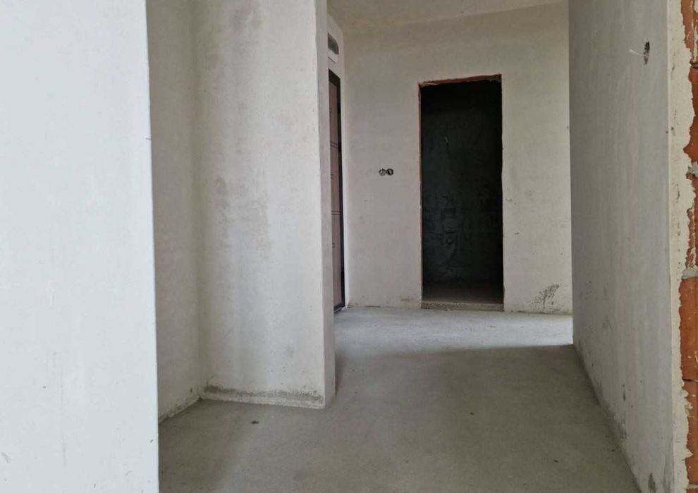 Продава се Тристаен апартамент в Бургас, Сарафово - 107 кв.м за 1541 €/кв.м - Снимка #4