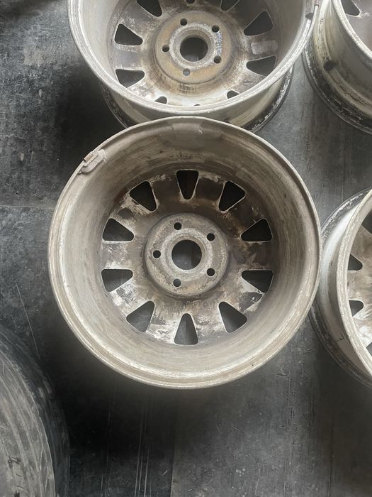 Диски от ауди в хорошем состояние