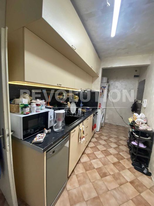 Продава се Едностаен апартамент в София, Разсадника - 46 кв.м за 2087 €/кв.м - Снимка #3