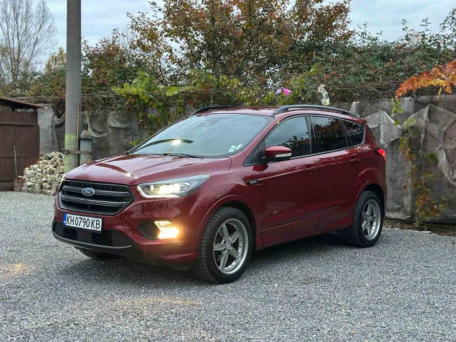 Ford Kuga ST line