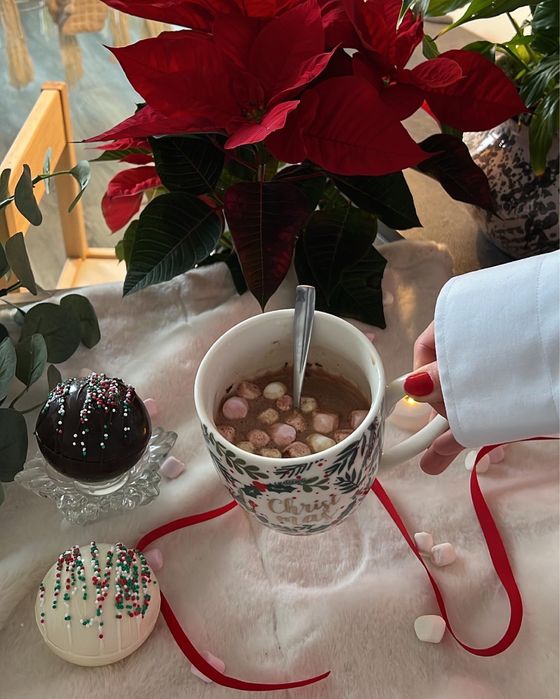 Cadou Craciun cana si bila de ciocolata calda