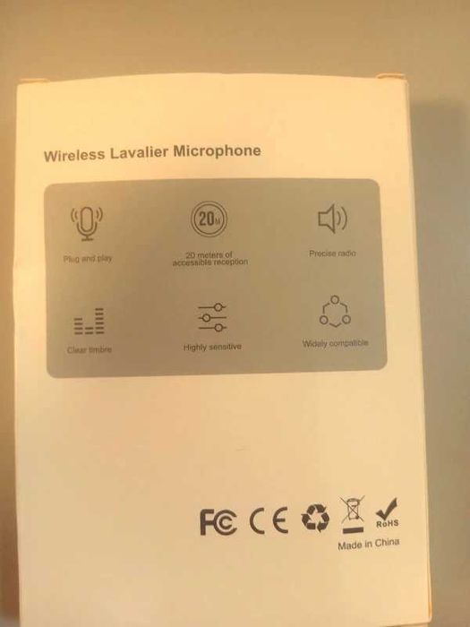 Microfon lavaliera roz mufa tip C
