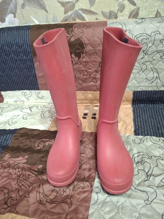 Продам сапоги резиновые