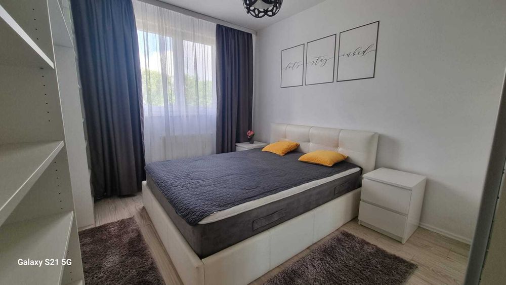 Inchiriez apartament 2 camere Adora Forest