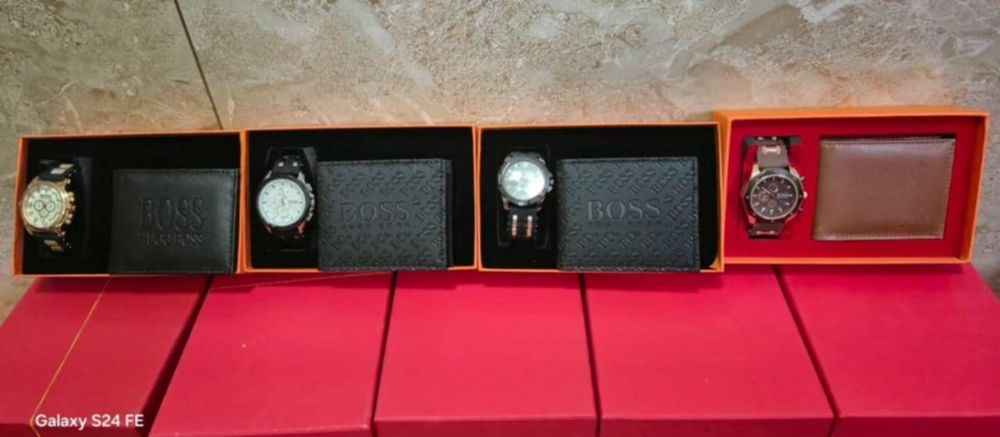 Seturi barbati diferite modele