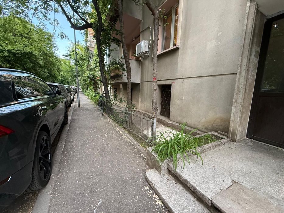 Garsonieră demisol