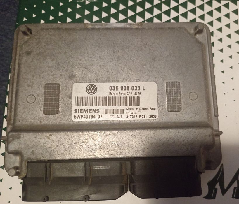 Vand piese Volkswagen Polo 9n, 1.2 benzina, cod AZQ