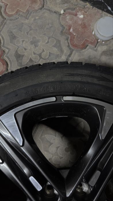 Диск с резиной 245/45 R18