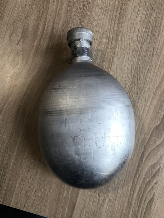 Манерка за вода.