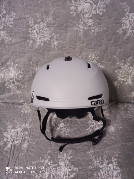 Casca schi ski ciclism Giro Neo Mips.