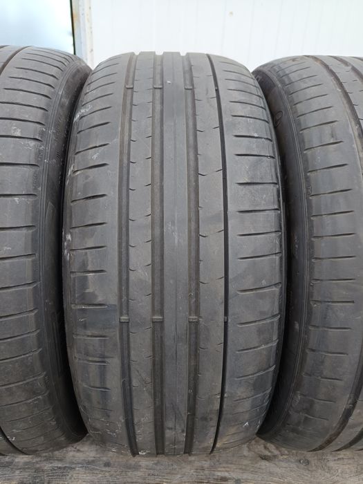 225 40 R 19 93 Y PIRELLI Дот 3318