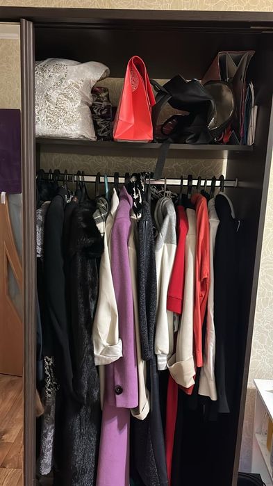 Продам шкаф -купе