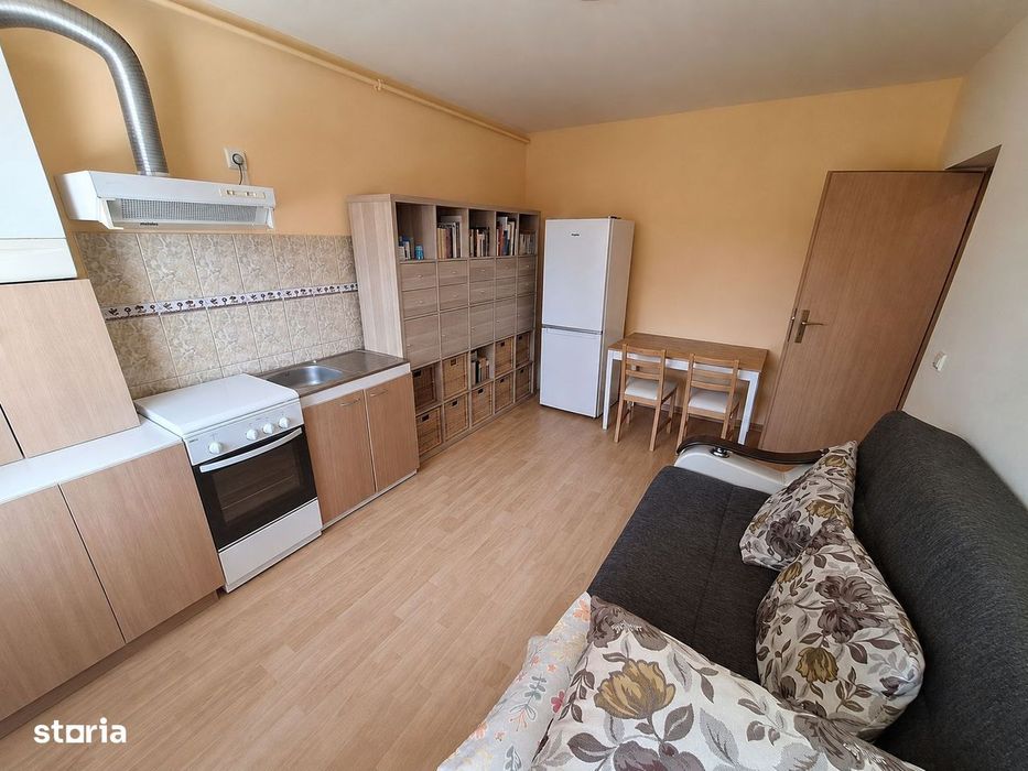 Apartament 2 camere strada Fagului finisat, retras de la strada — fotografia 1