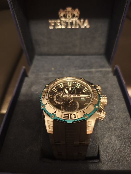 Ceas bărbătesc Festina Chronograph (F16601/4) - Nou, în cutie
