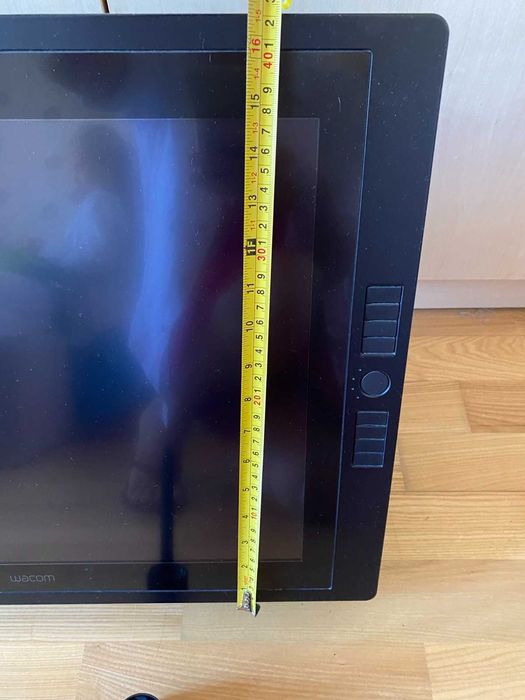 Wacom Cintiq 21UX (DTK‑2100) * професионален графичен таблет с дисплей