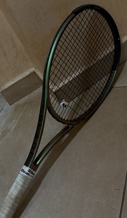 Тенис ракета Wilson Blade V8