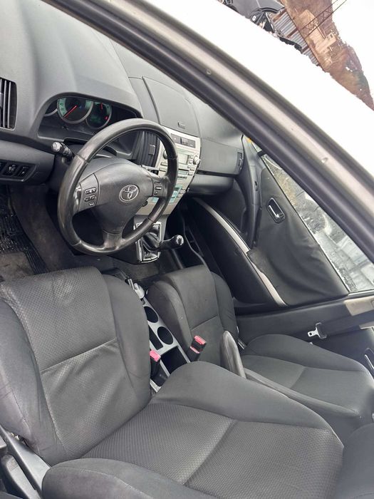 Toyota Corolla Verso 2.0 D-4d 116к.с 2005г На Части