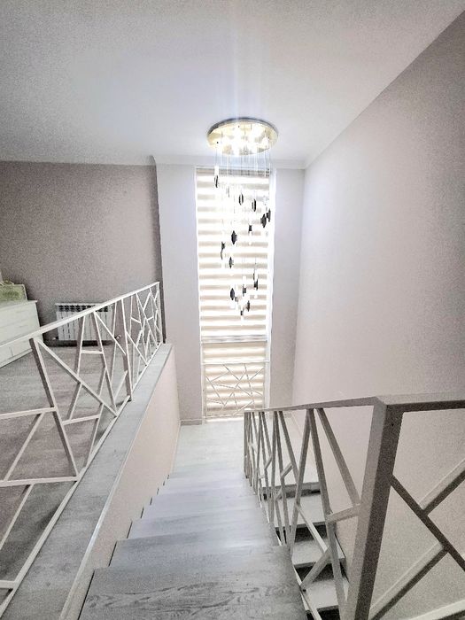 Коттедж в центре города 350 м²