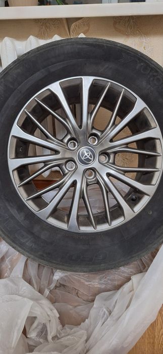 Летняя резина с дисками 245/65/17