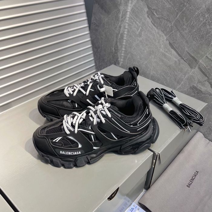 Balenciaga Track