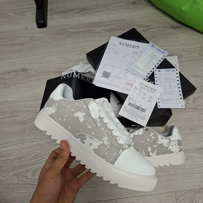 Numeris Atelier Gray full box