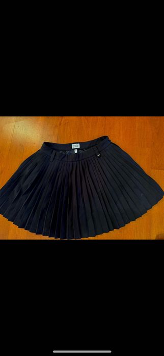 Armani поличка за момиче